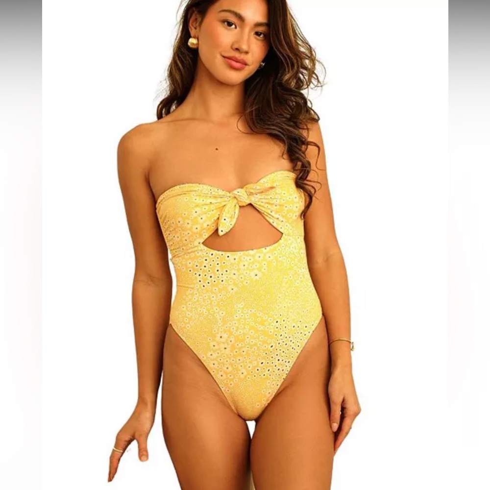 Dippin Daisies One Piece